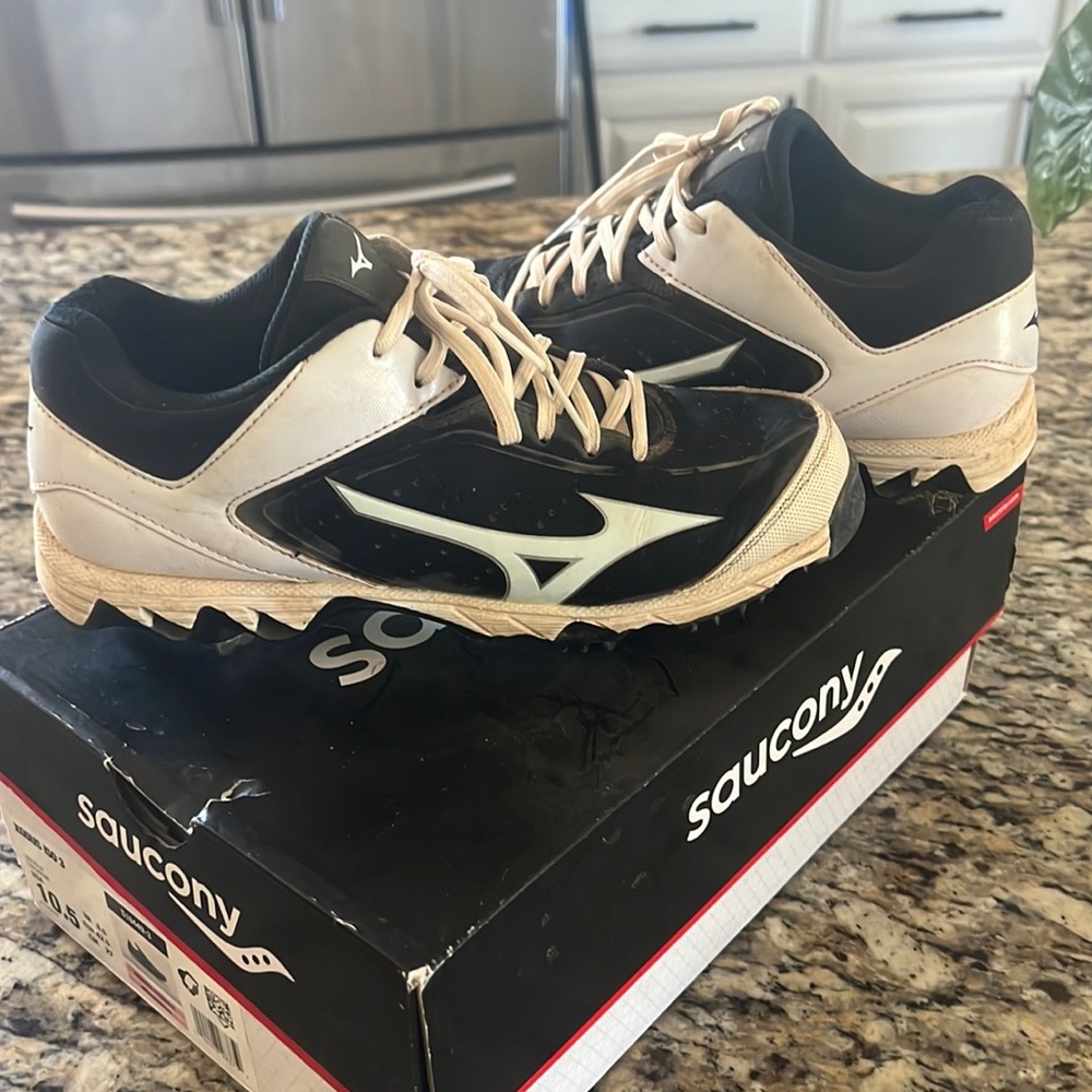 Metal cleats